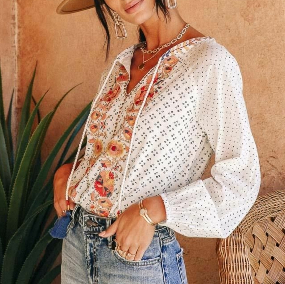 Boheme Spanish Embroidered Peasant Top